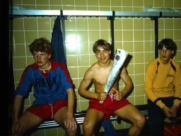 0DIA 1985 ZAALJEUGD DIV